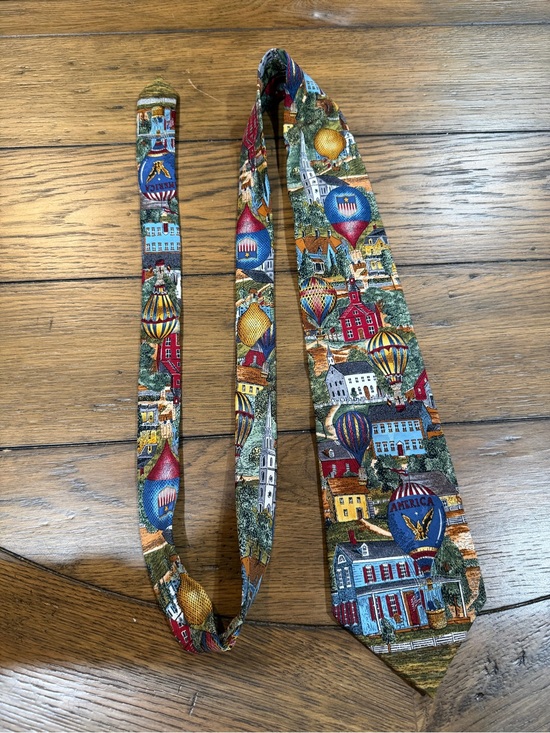 Van Heusen Other - Van Heusen America Scenic Hot Air Balloon Silk Tie in Red, Blue, Yellow, Green